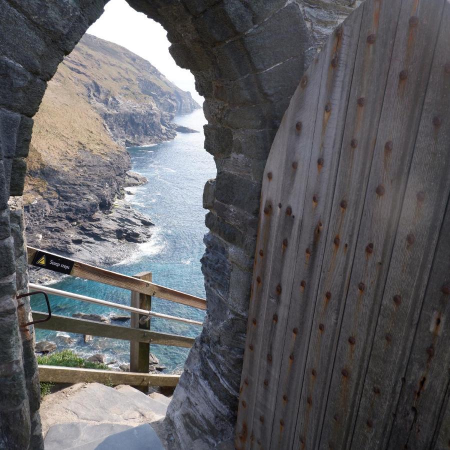 Polrunny Farm Sloe Cottage With A Sea View ボスキャッスル エクステリア 写真