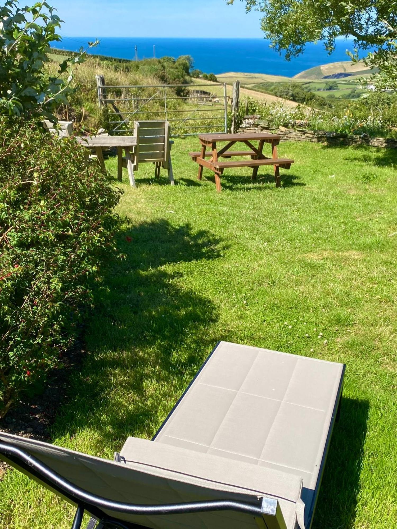 Polrunny Farm Sloe Cottage With A Sea View ボスキャッスル エクステリア 写真