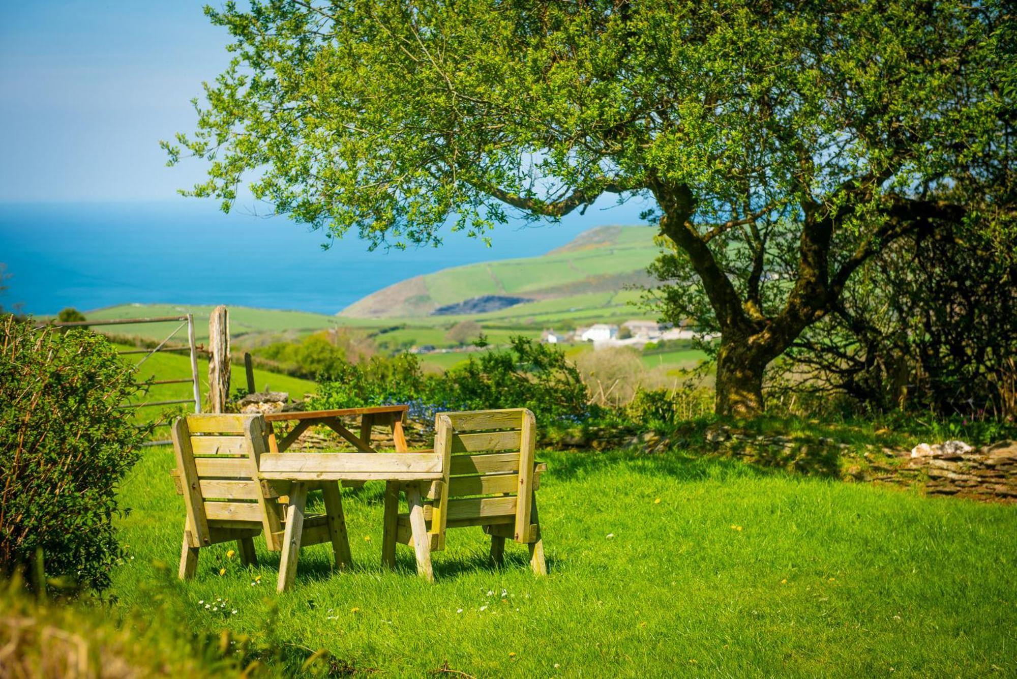 Polrunny Farm Sloe Cottage With A Sea View ボスキャッスル エクステリア 写真